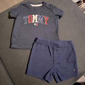 Tommy Hilfiger Shorts and Shirt